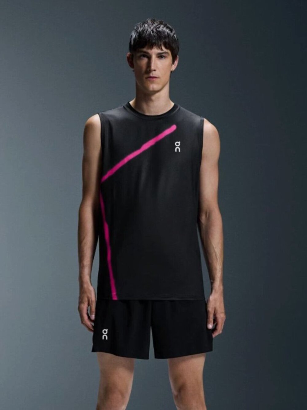 On Running Men's Court Tank Black with Pink Accent Size S - Picture 2 of 9